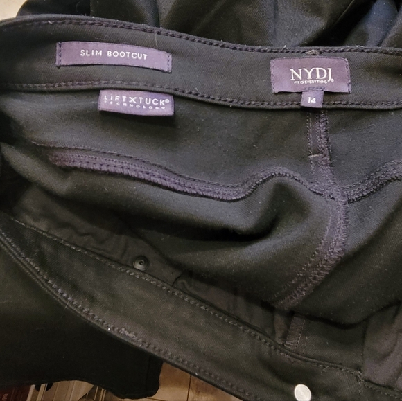 NEW NYDJ Slim Bootcut Black Rinse Stretch Jeans Womens Size14 - Picture 7 of 9